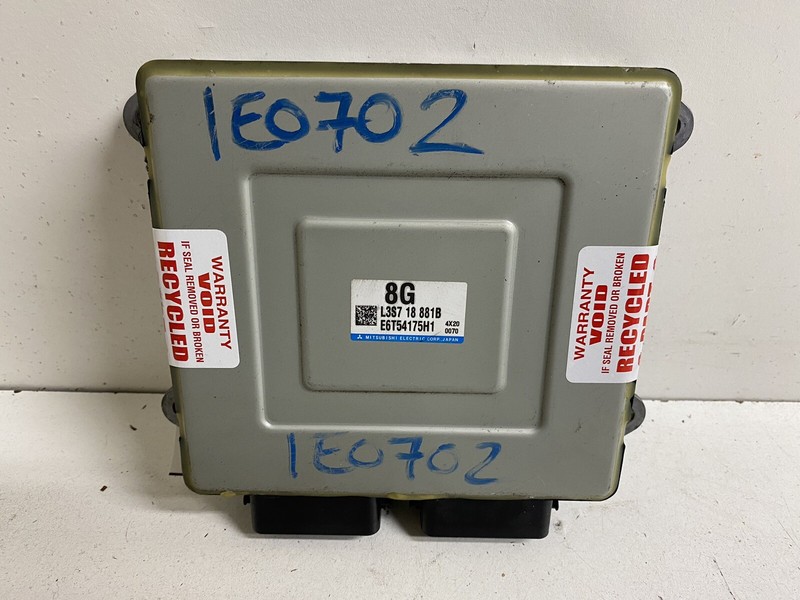 2005 Mazda 3 2.3 5spd Low Emission Engine Computer Module Ecu Pcm L3S7 18 881 B