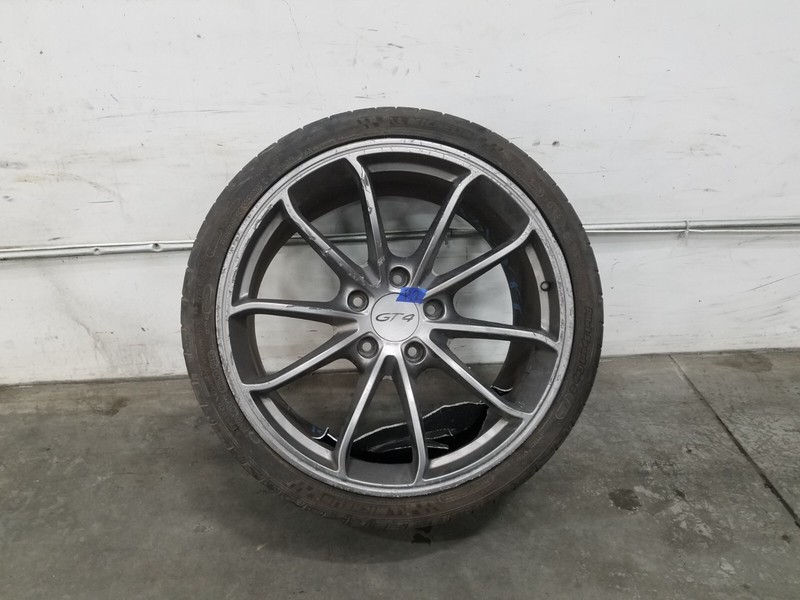 2016 Porsche 981 Cayman GT4 Rear Wheel / Tire #2 - * #1352 N3