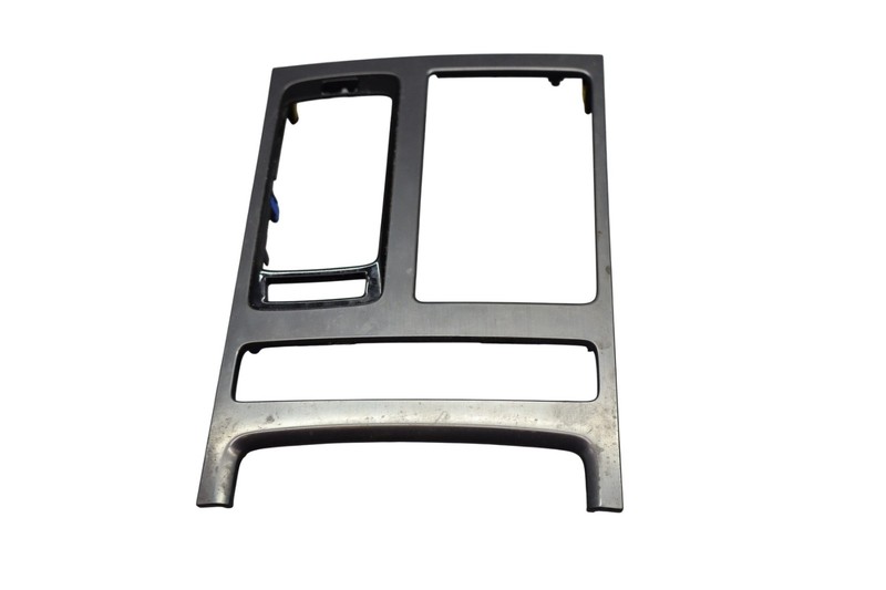 15-20 Hyundai Genesis Front Center Console Shifter Trim Bezel E84651-B1BB1 Oem