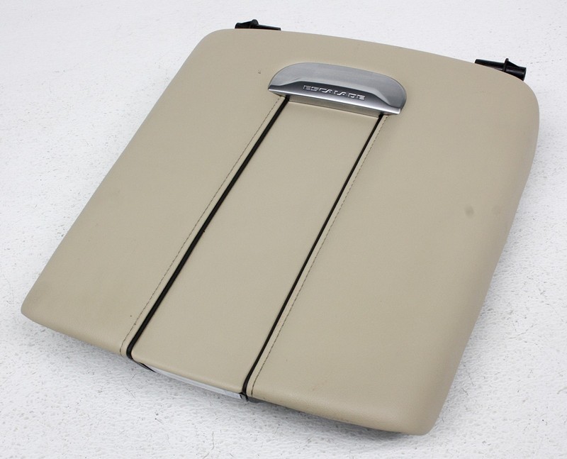 85512747 OEM Tan Center Console Lid Arm Rest for Cadillac Escalade (Minor Marks)