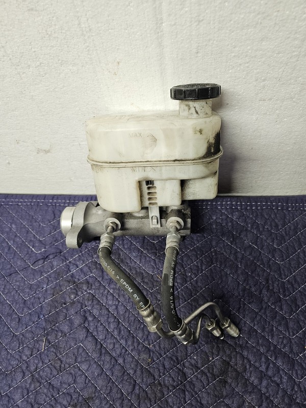 2013 Ford E250 Van Brake Master Cylinder OEM