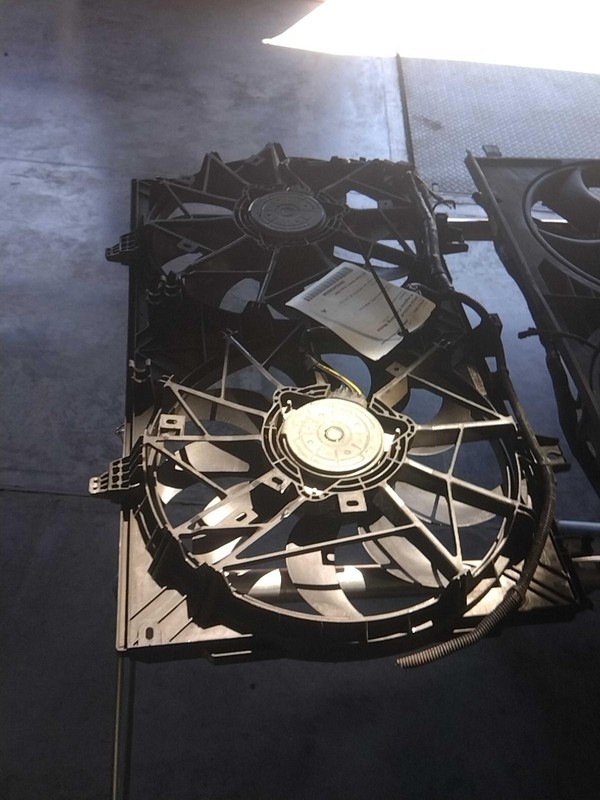 2016 Nissan Rogue Engine Cooling Fan Motor OEM 214814BA0A 65K Miles Silver