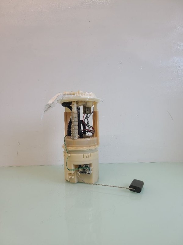 Fuel Pump Assembly Gasoline Fits 05-10 GRAND CHEROKEE 566283