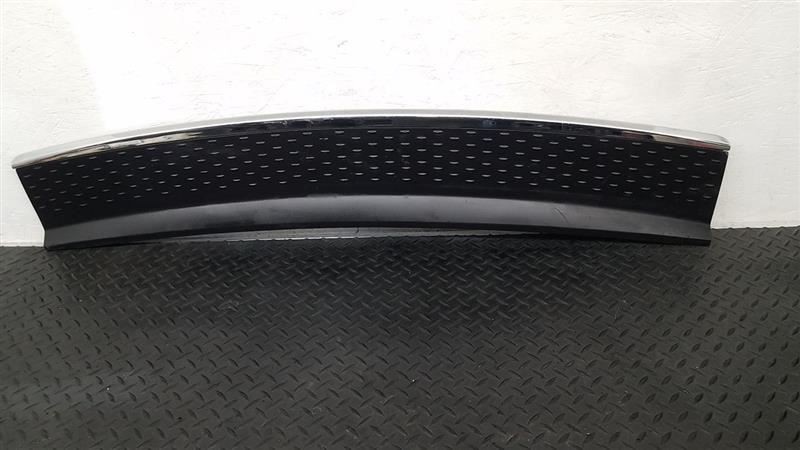11-20 Dodge Caravan Rear Bumper Step Pad OEM 68125729AA