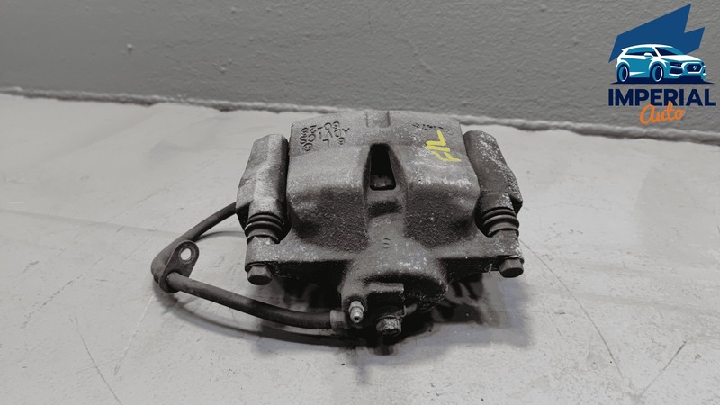 2018-2019 Toyota Camry Front Left Driver Side Disc Brake Caliper Assembly OEM