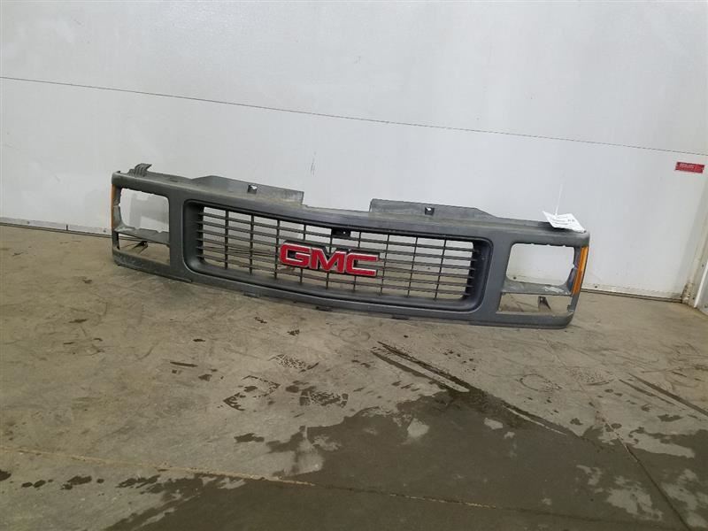 Grille I-beam Front Axle Only Upper Fits 94-02 GMC 3500 PICKUP 260017