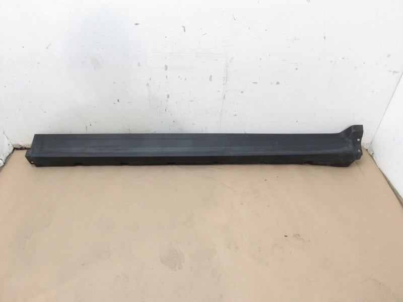 Maserati Levante 2017 Left Rocker Skirt Molding Trim Panel Cover 16-24 *