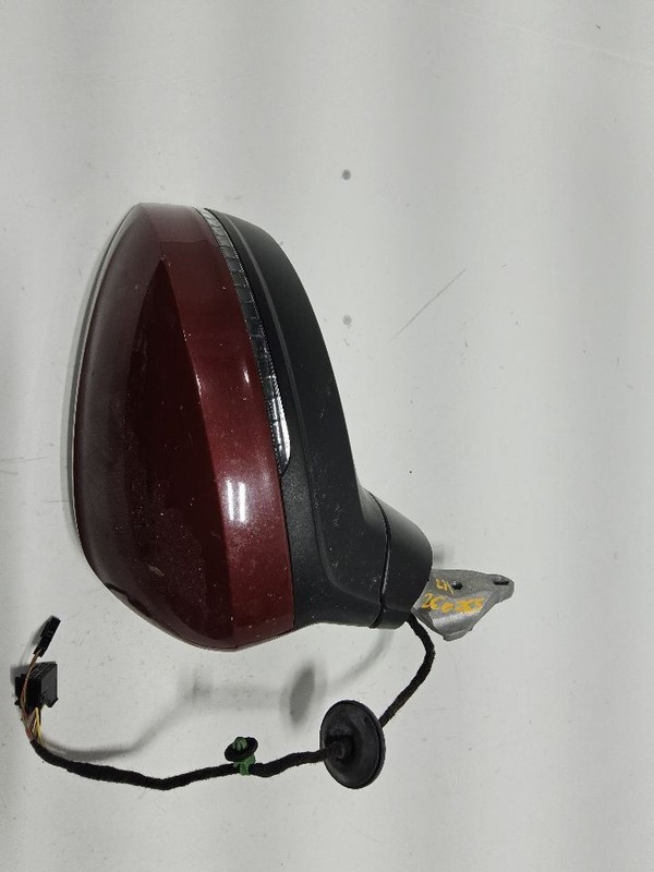2018-2019 Volkswagen Tiguan Driver Side View Mirror w/o Camera w/Blind Spot