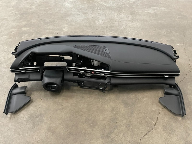 2024 2025 Hyundai Elantra Dash Dashboard Instrument Cover Panel Black 1655 OEM