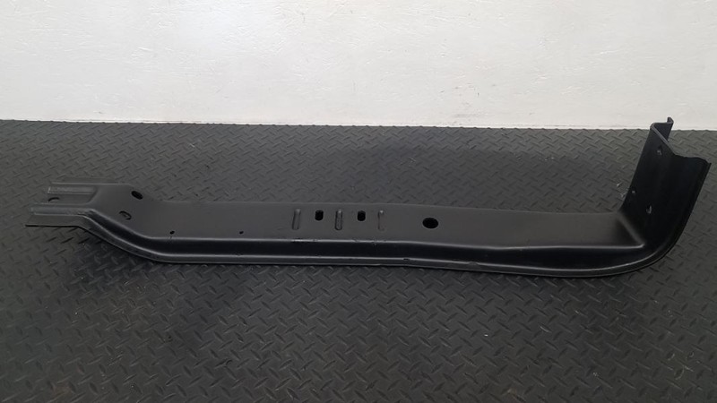 92-96 Ford F150 5.8L 4x4 A/T Transmission Crossmember Frame Bar OEM F2TZ-6A023-A