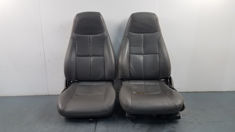 2000 Chevy Camaro SS Leather Front Seats - Damage #5466 Z11