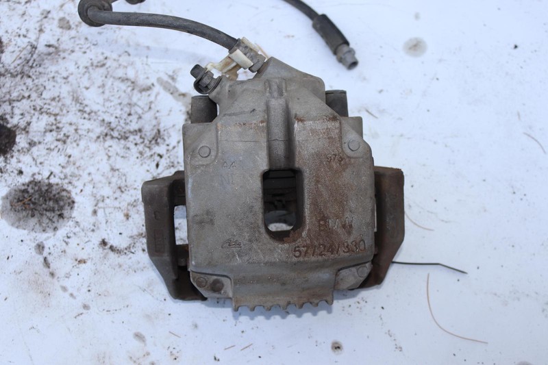 2009-2016 BMW Z4 E89 FRONT LEFT DRIVER SIDE BRAKE CALIPER W/ HOSE OEM