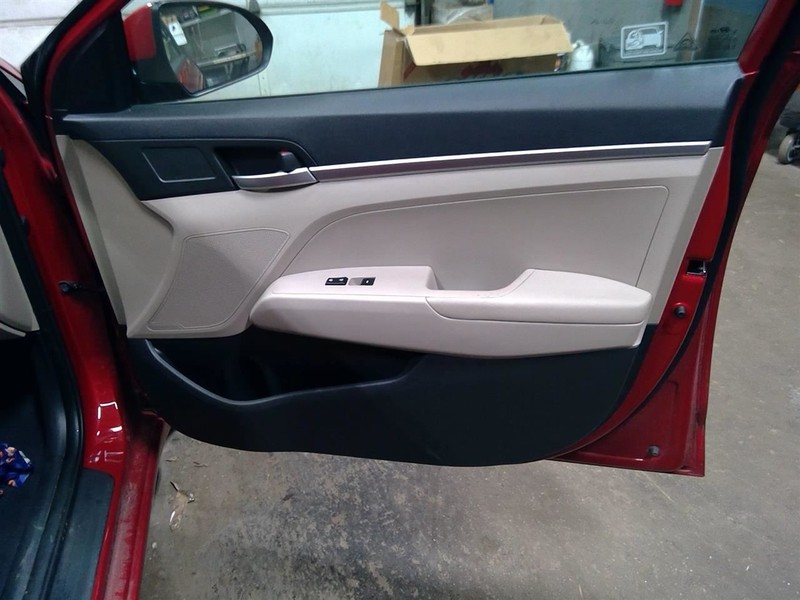 ELANTRA 2019 Driver Left Front Door Trim Panel 1773263