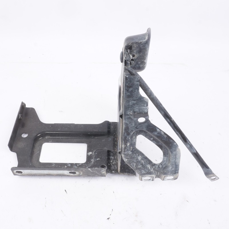 03-08 BMW Z4 E85 Right Passenger Side Headlight Support Bracket 7197212 OEM