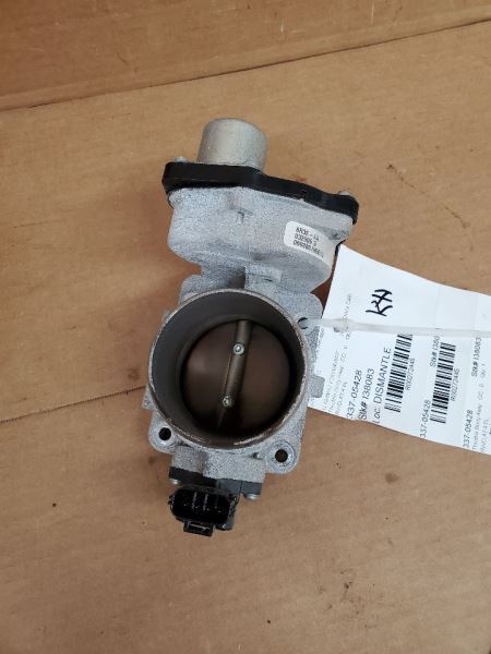 Throttle Body 8-330 5.4L Fits 05-16 FORD E350 VAN 272445