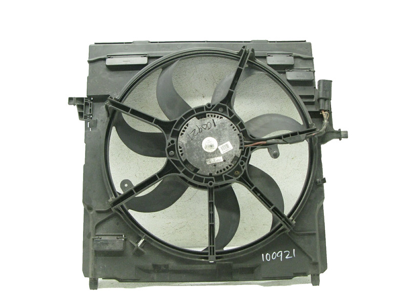 07-10 BMW X5 4.8L N62 ENGINE MOTOR COOLING RADIATOR FAN OEM 100921