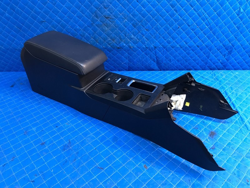 2015-2019 Subaru Legacy Center Floor Console Armrest Cupholder Black