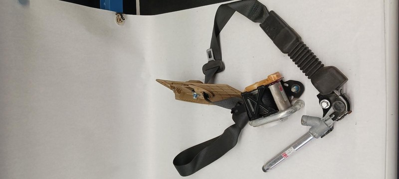 11-'16 HYUNDAI ELANTRA Front Seat Belt Sedan driver retractor OEM