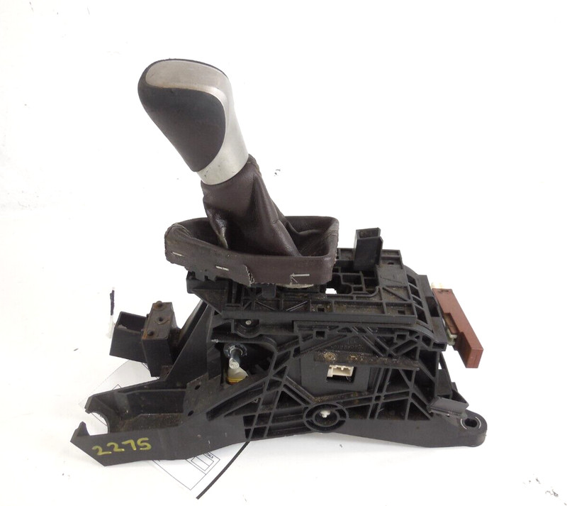 2016-2018 Lexus ES300h Automatic Transmission Floor Shifter OEM *WORN/SEE NOTES*