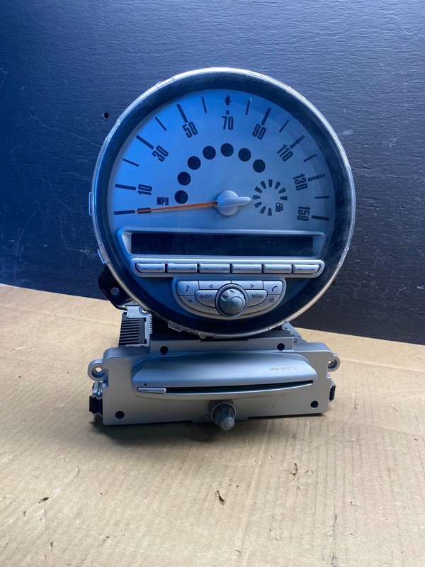 2007 - 2010 Mini Cooper Speedometer Cluster Gauge OEM AD1569 DG