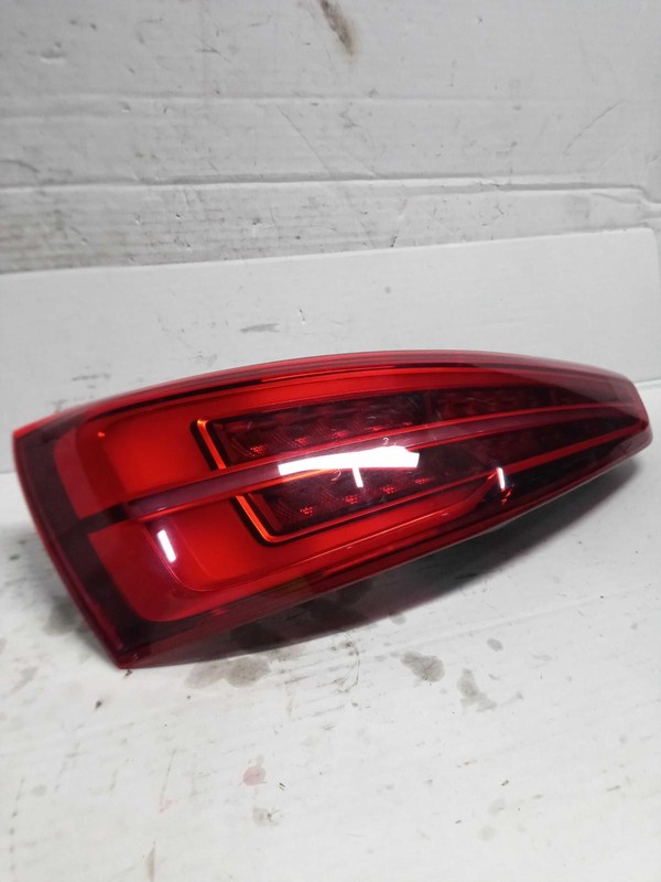 Used Left Tail Light Assembly fits: 2016 Audi Q3 gate mounted Left Grade A