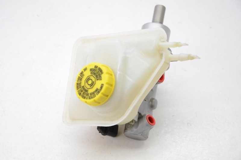2013-2019 Porsche Boxster S Brake Master Cylinder with Reservoir and Cap