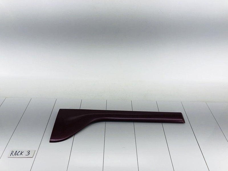 01-06 GMC YUKON XL 1500 REAR LEFT EXTERIOR DOOR MOLDING SPORT RED METALLIC OEM