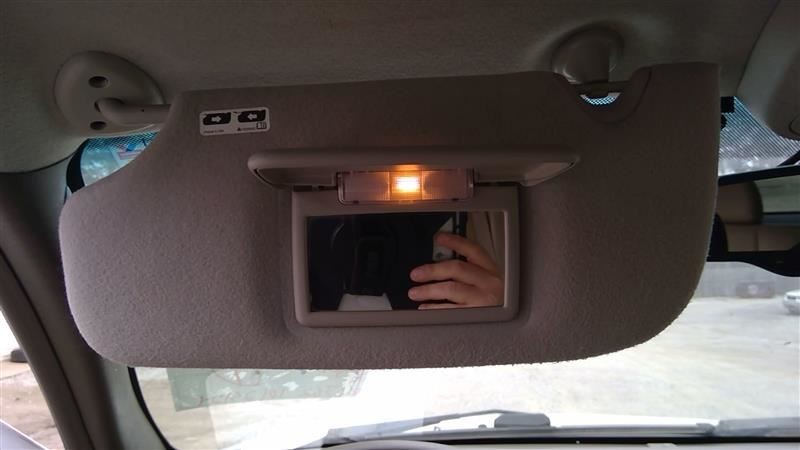 Driver Left Sun Visor With Illumination Fits 05-07 ENVOY 717967
