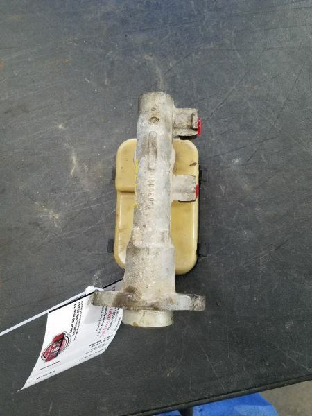Brake Master Cylinder Vacuum Booster Fits 81-91 BLAZER/JIMMY (full size) 255244