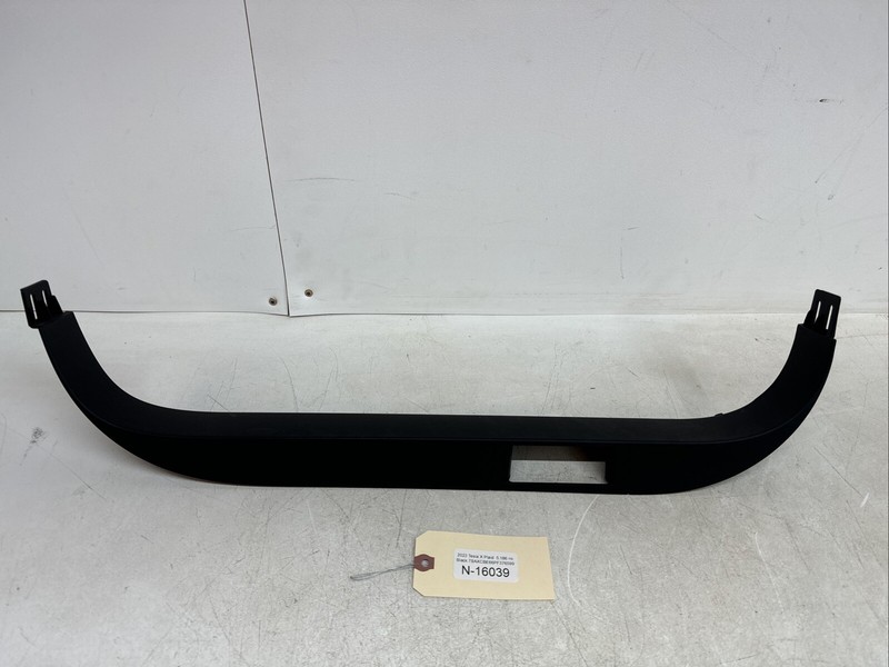 ⚡️21-24 Tesla Model X Rear RH Racetrack Plastic Sill Trim 1105141-00-H 16039 U8