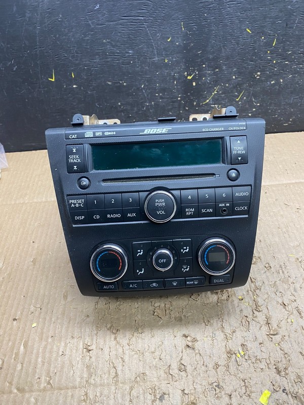 2007 to 2009 Nissan Altima Radio Cd Mp3 Player AUX Climate Control V7270 DG
