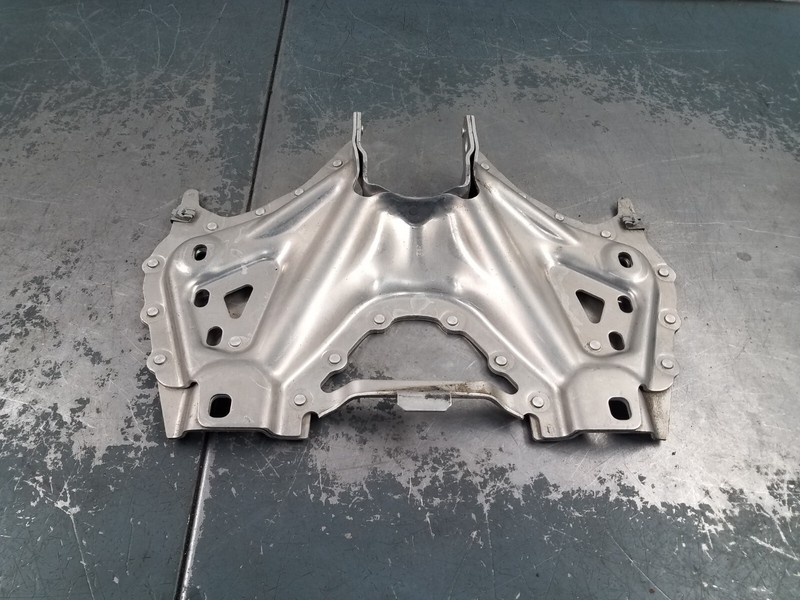 2015 Porsche 911 Turbo S 991 PDK Transmission Mount Bracket #0222 LL6