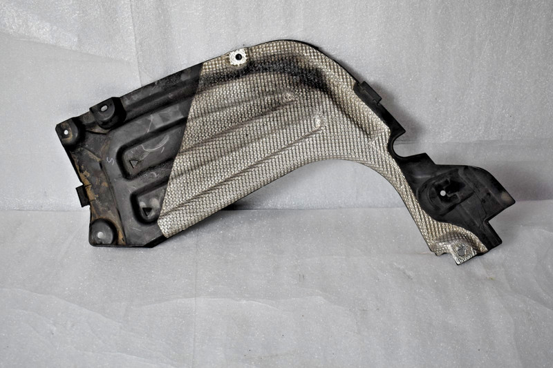 BMW X5 G05 REAR RIGHT BOTTOM UNDERBODY PROTECTION 51128091980 OEM