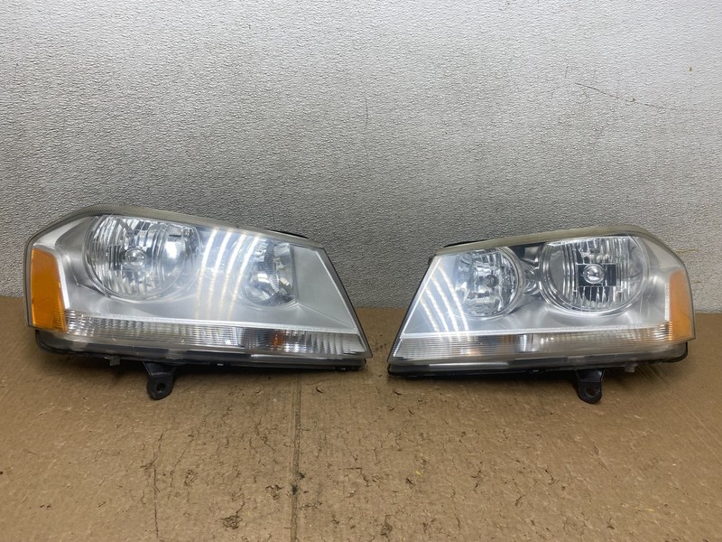 2008 to 2014 Dodge Avenger Left+Right Side Set Halogen Headlights V4413 DW