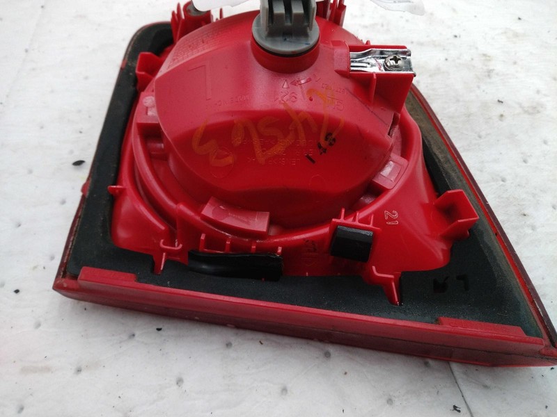 Used Left Tail Light Assembly fits: 2011 Chevrolet Malibu lid mounted Left Grade