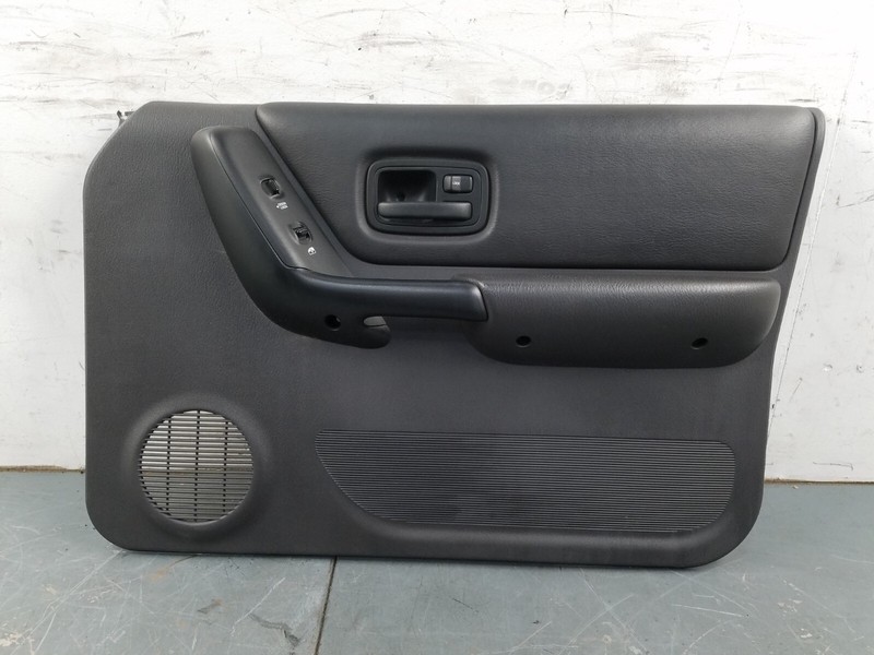 2001 Jeep Cherokee Sport XJ 4.0L 4x4 Right Front Passenger Door Panel #8990 K1