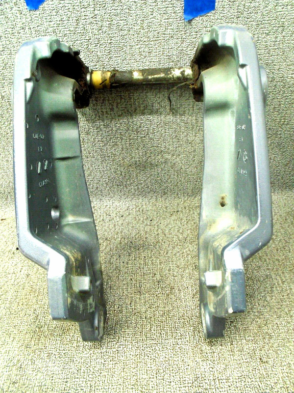 Clamp Brackets 1 & 2 64E-43111/12-02-8D Yamaha Outboard 2002-2024 115-300 Hp
