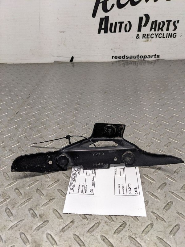 05-13 Corvette C6 Passenger Front Fender Reinforcement Bracket Brace 152 1184602