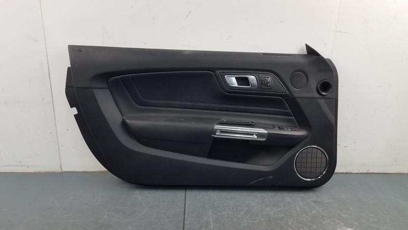 2019 Ford Mustang GT Left Driver Door Panel #2620 A8
