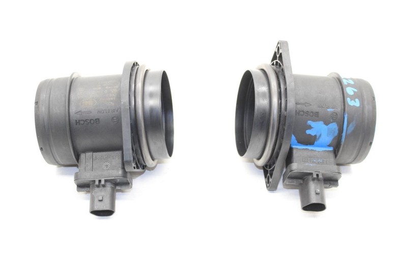 Pair of Left and Right Air Flow Meter 3.0L Fits 17-20 F Pace