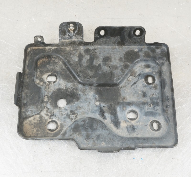2014-2019 CHEVY SILVERADO 1500 OEM AUXILIARY SECONDARY BATTERY TRAY 23231841