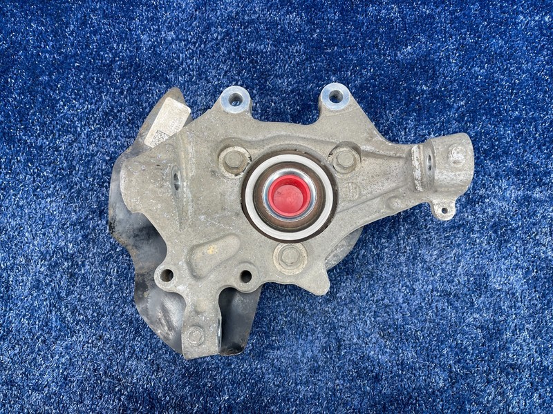 2006-2009 PONTIAC SOLSTICE REAR RIGHT HUB SPINDLE KNUCKLE OEM