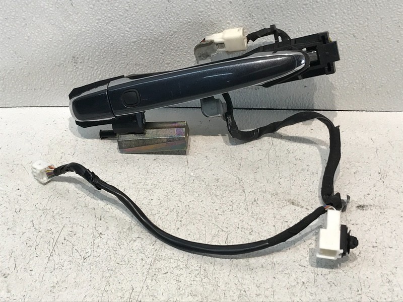 2004-2006 Lexus LS430 Rear Left Driver Door Outside Handle LA10 OEM