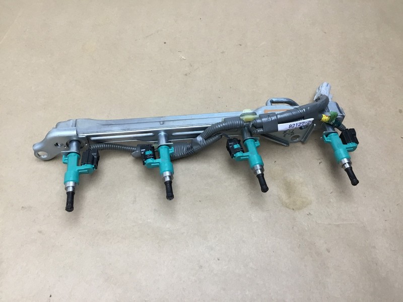 Lexus LC500 2018 5.0L Left Fuel Injection Injector Rail Pipe Hose Line 18-21 :O