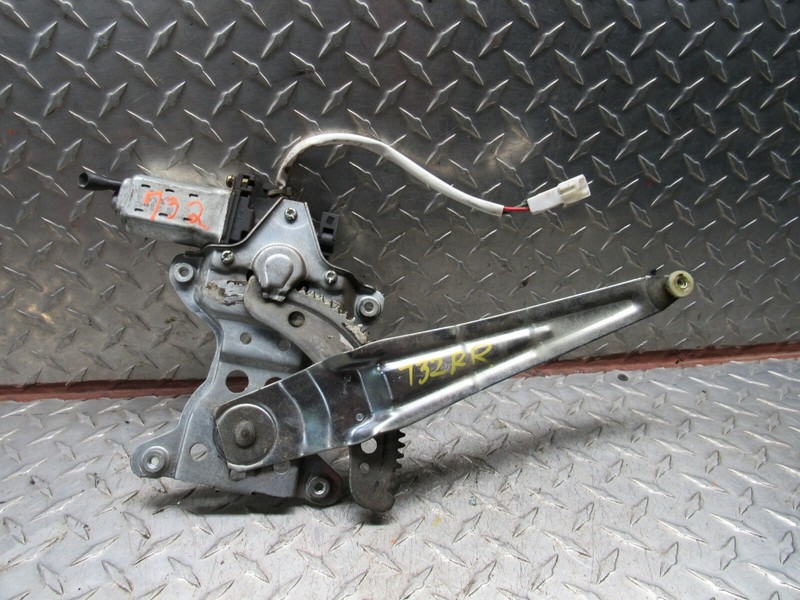 96-02 TOYOTA 4RUNNER RIGHT REAR PASSENGER WINDOW REGULATOR ELECTRIC 85710-35160
