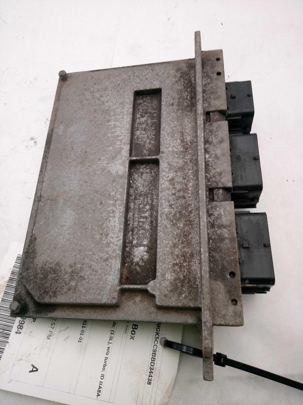Used Engine Control Module (ECM) fits: 2011 Ford Flex Electronic Control Module