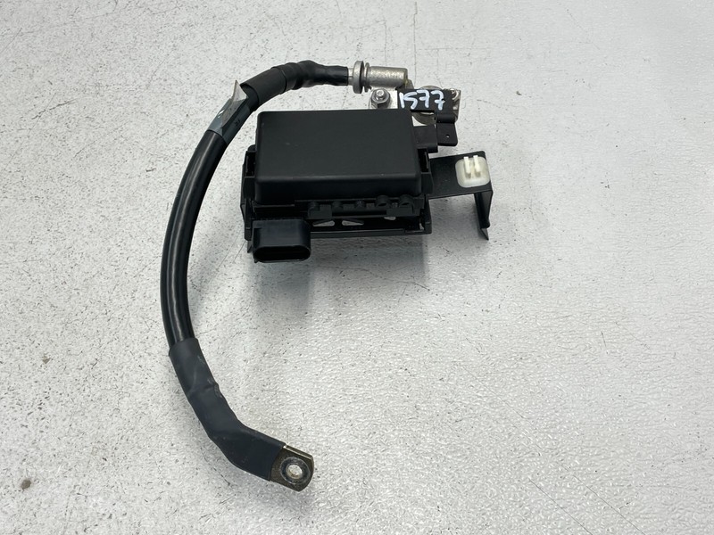 03-07 Bentley Continental GT Negative Terminal Battery Cable Fuse Box 1577 OEM