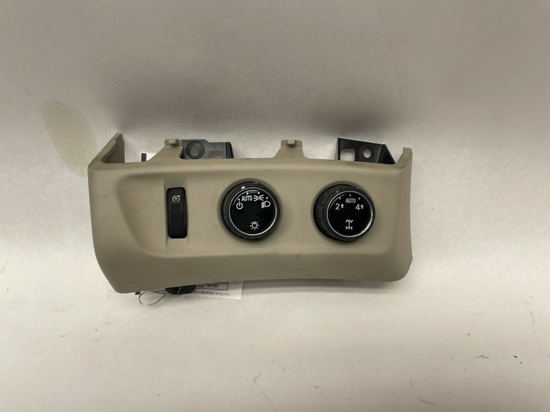 2015-2018 CADILLAC ESCALADE FRONT HEAD LIGHT SWITCH W DIMMER 4X4 SWITCH