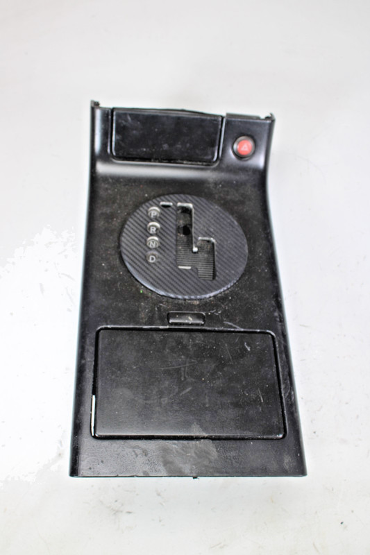 INFINITI G35 03 04 SEDAN SHIFTER CUP HOLDER ASHTRAY CENTER CONSOLE TRIM BEZEL