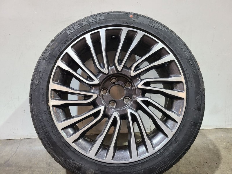 Wheel 20x8 20 Spoke Fits 20-21 CORSAIR 586542